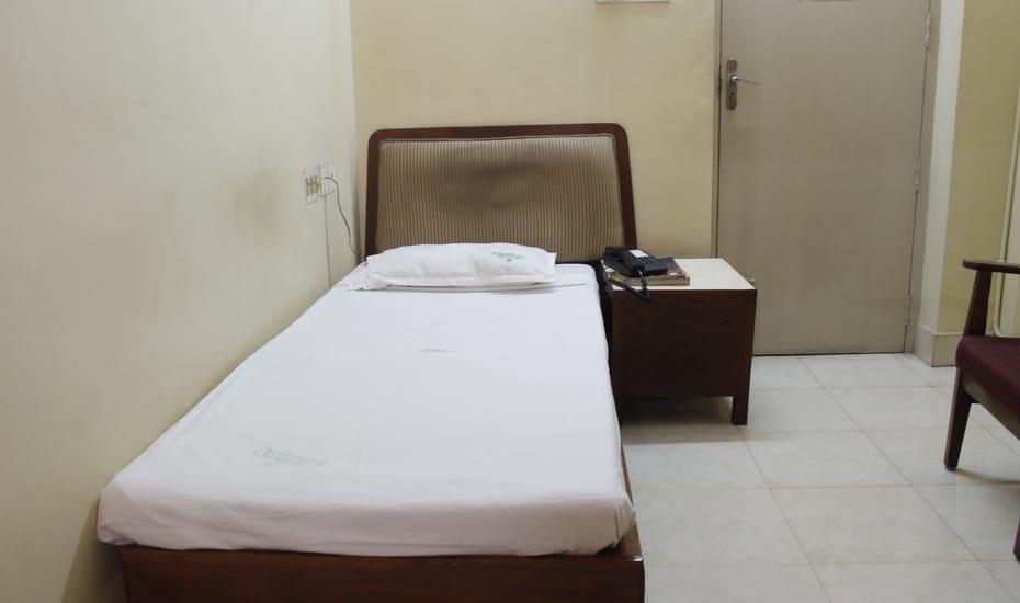 Hotel Regency Thiruvananthapuram Kültér fotó