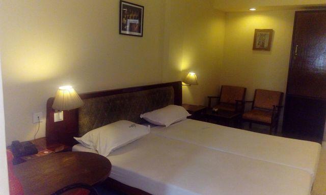 Hotel Regency Thiruvananthapuram Kültér fotó